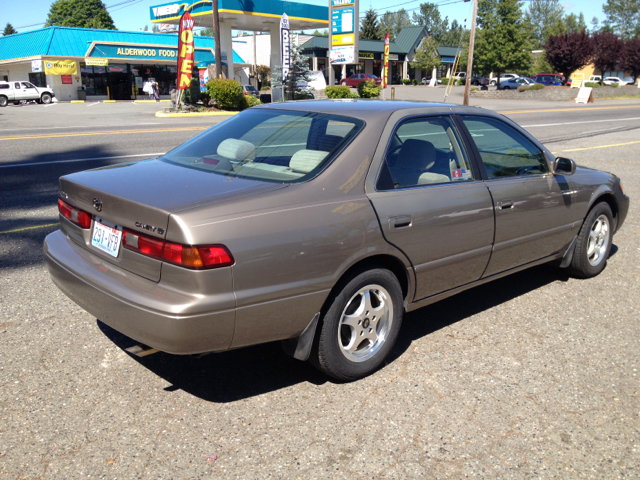 Toyota Camry X Sedan