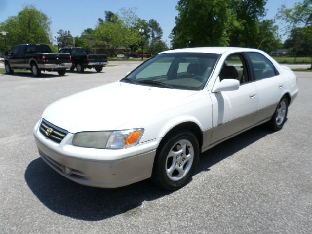 Toyota Camry 2000 photo 3