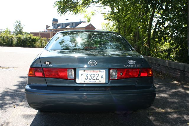 Toyota Camry 2000 photo 3