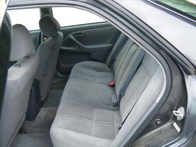 Toyota Camry 2000 photo 2