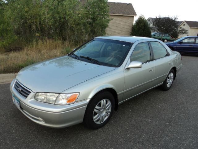 Toyota Camry 2000 photo 3