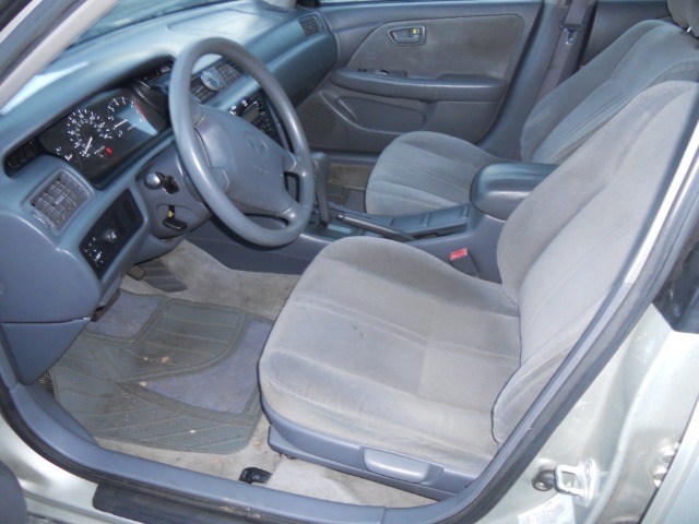 Toyota Camry 2000 photo 1