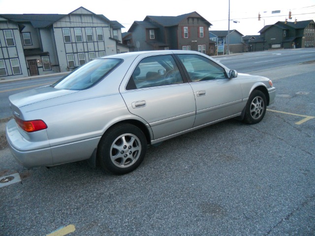 Toyota Camry 2000 photo 4