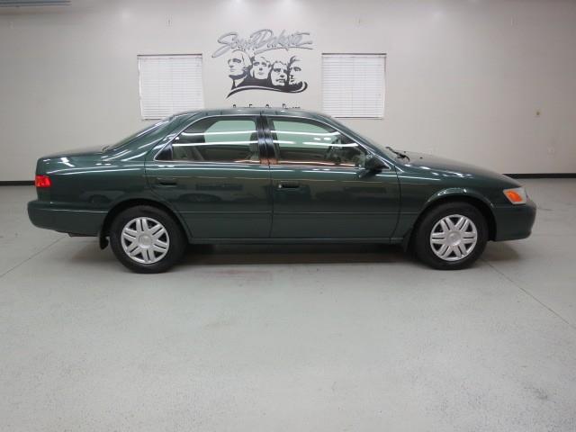 Toyota Camry 2000 photo 1