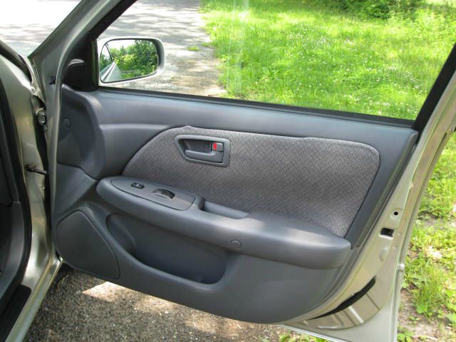 Toyota Camry 2000 photo 3