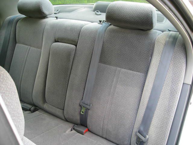 Toyota Camry 2000 photo 4