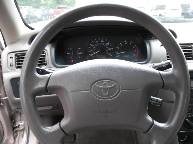 Toyota Camry 2000 photo 12