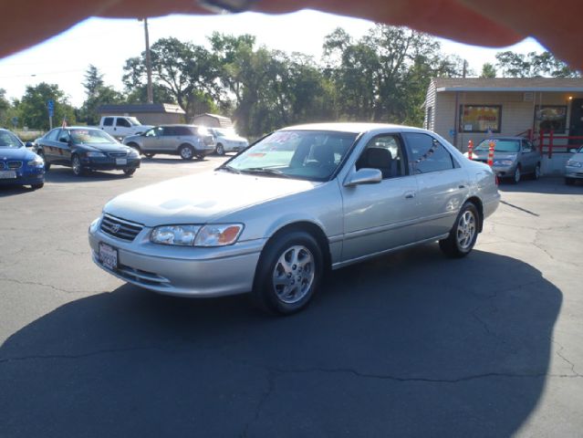 Toyota Camry 2000 photo 4
