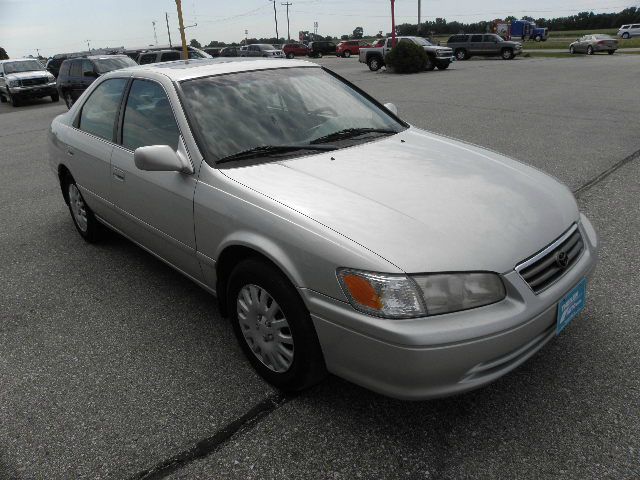 Toyota Camry 2000 photo 1