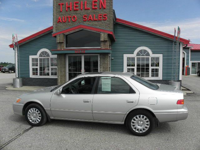 Toyota Camry 2000 photo 4