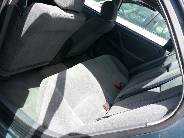 Toyota Camry 2000 photo 4