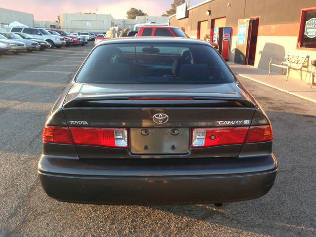 Toyota Camry SEL Sport Utility 4D Sedan