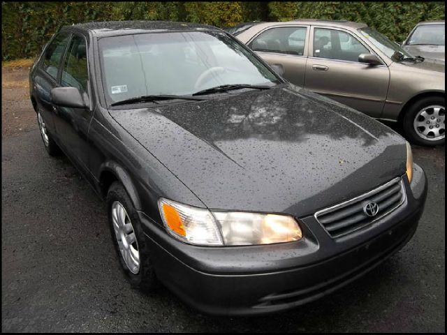 Toyota Camry 2000 photo 4