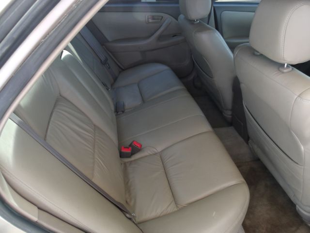Toyota Camry SEL Sport Utility 4D Sedan