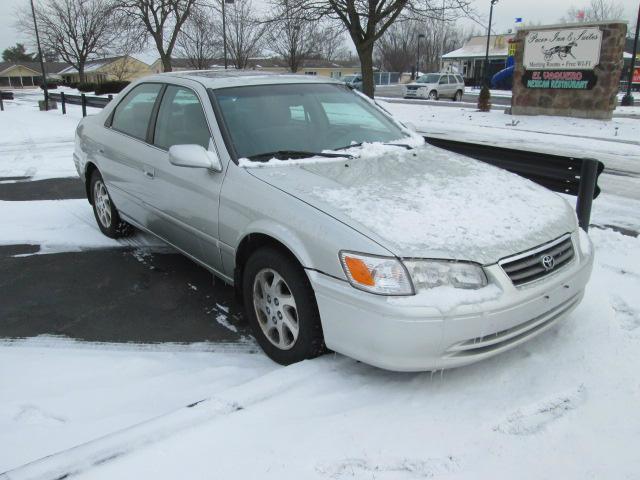 Toyota Camry 2000 photo 1