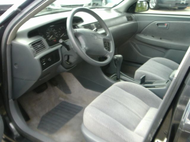 Toyota Camry 2000 photo 1