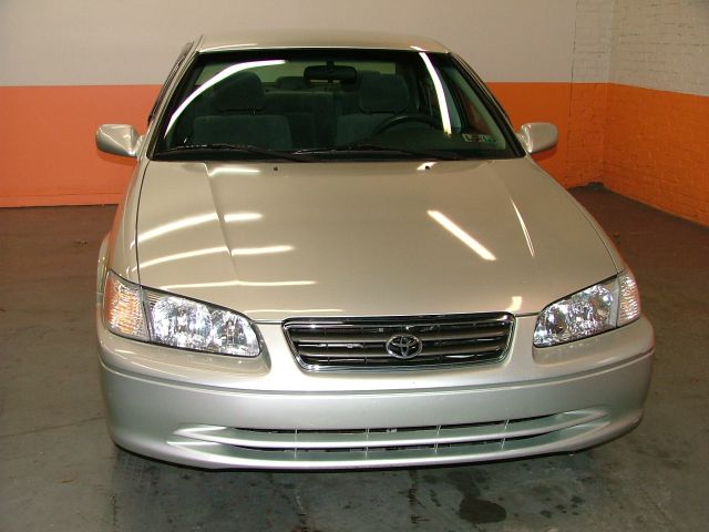 Toyota Camry 2000 photo 4