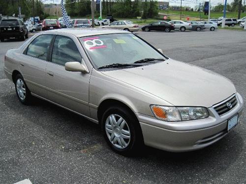 Toyota Camry 2000 photo 2