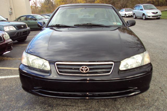 Toyota Camry 2000 photo 2