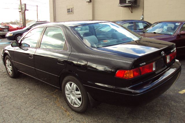 Toyota Camry 2000 photo 4