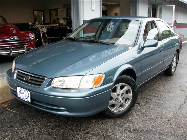 Toyota Camry 2000 photo 13