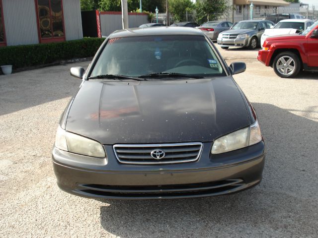 Toyota Camry 2000 photo 3