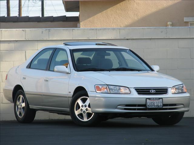 Toyota Camry 2001 photo 1