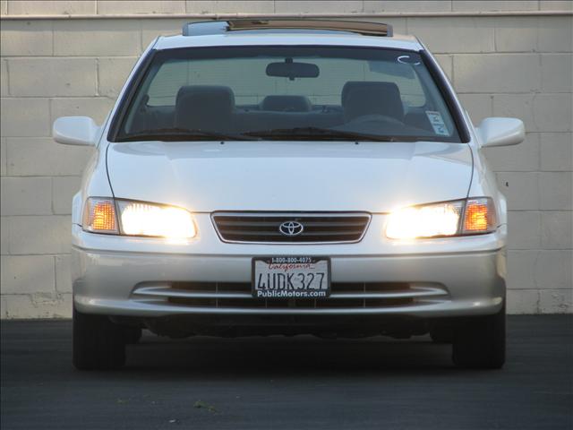 Toyota Camry 2001 photo 3