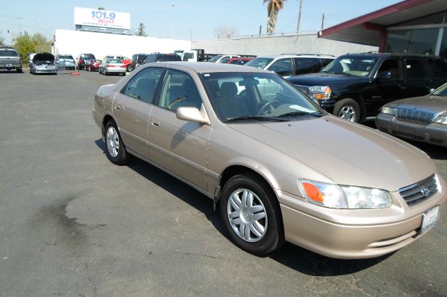Toyota Camry 2001 photo 3