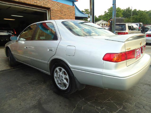 Toyota Camry 2001 photo 10