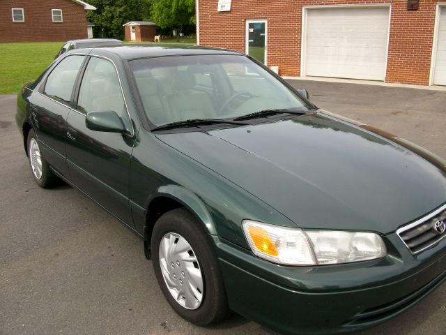 Toyota Camry 2001 photo 3