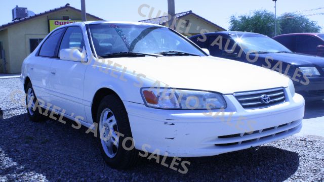 Toyota Camry 2001 photo 2