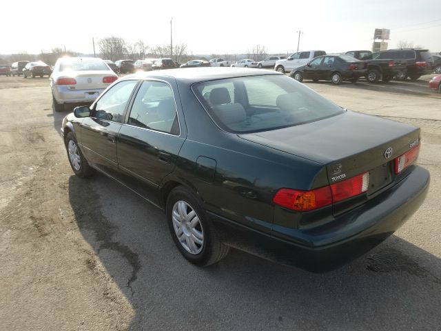Toyota Camry 2001 photo 3