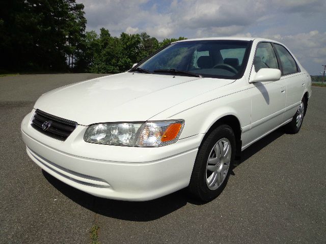 Toyota Camry 2001 photo 2