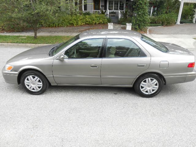 Toyota Camry 2001 photo 2