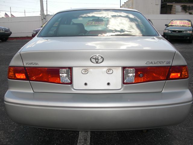 Toyota Camry 2001 photo 0