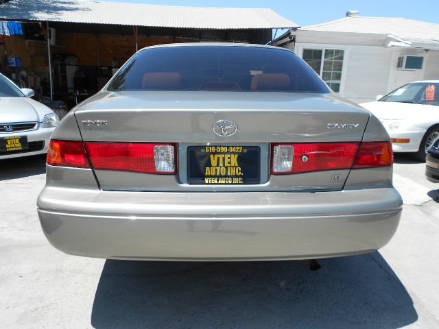 Toyota Camry 2001 photo 4