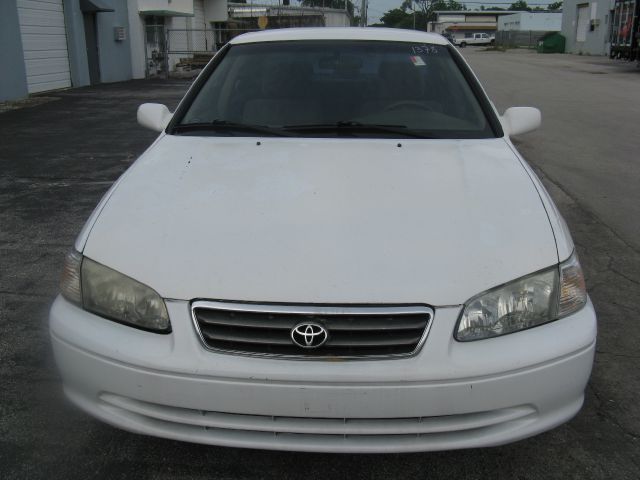 Toyota Camry 2001 photo 1