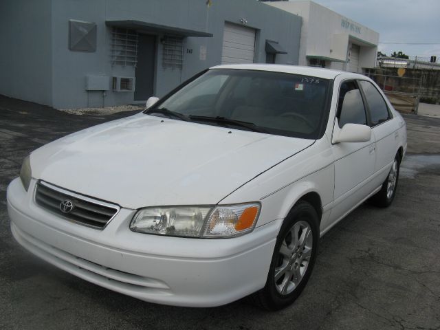 Toyota Camry 2001 photo 2