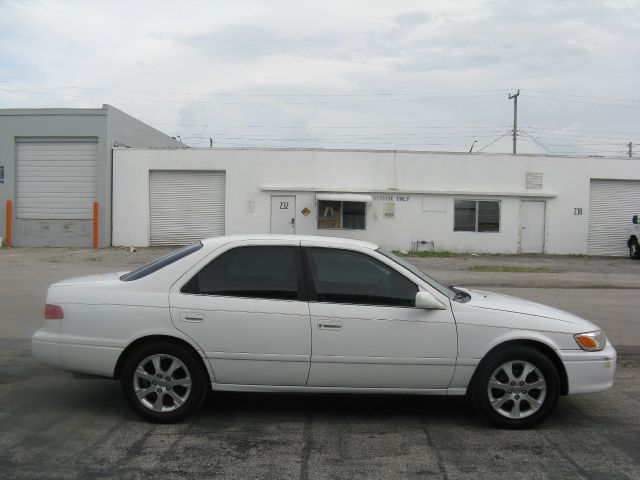 Toyota Camry 2001 photo 4