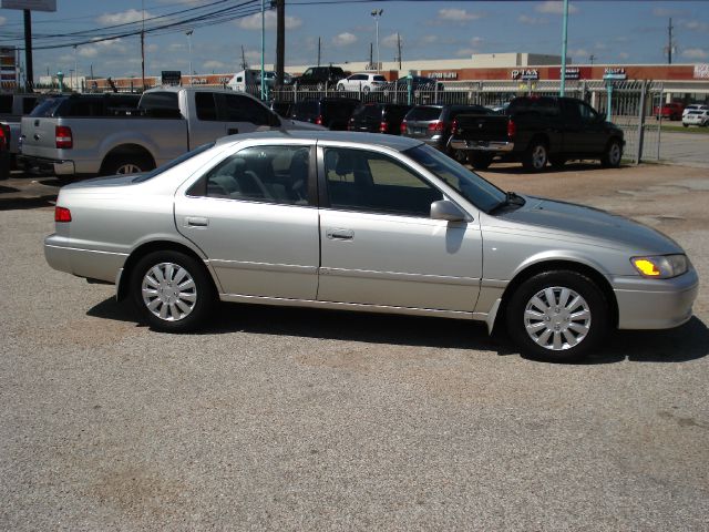 Toyota Camry X Sedan