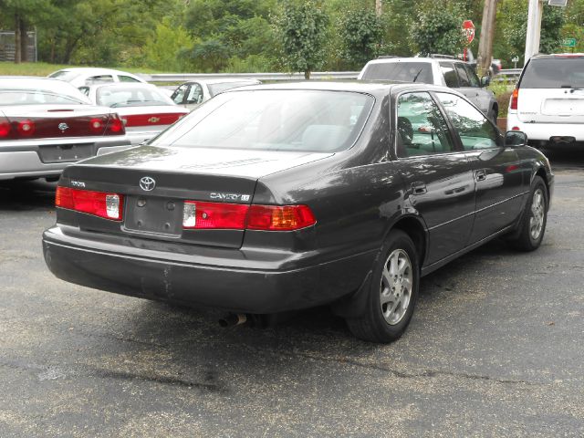 Toyota Camry 2001 photo 1