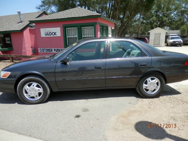 Toyota Camry 2001 photo 2