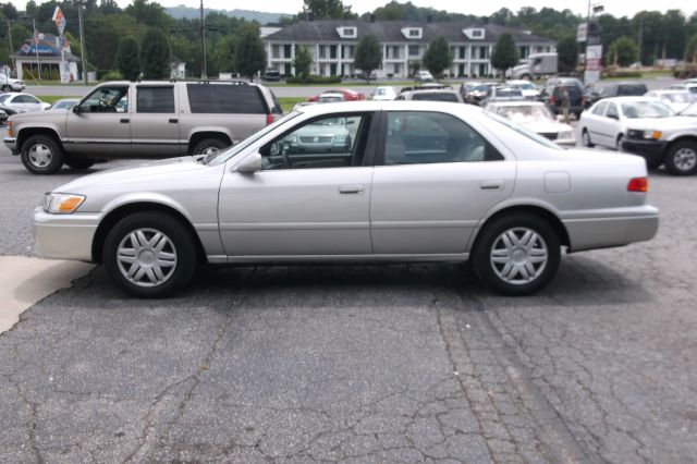 Toyota Camry 2001 photo 2