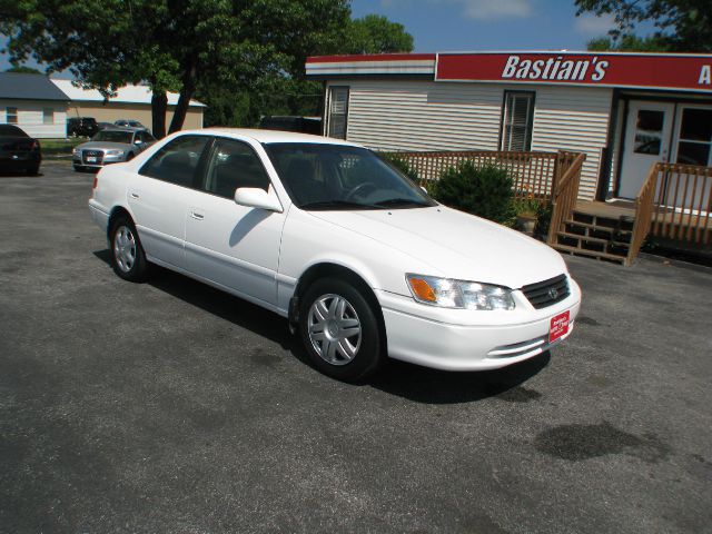 Toyota Camry 2001 photo 4