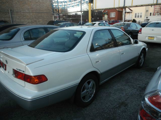 Toyota Camry 2001 photo 1