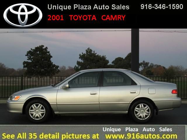 Toyota Camry 2001 photo 2