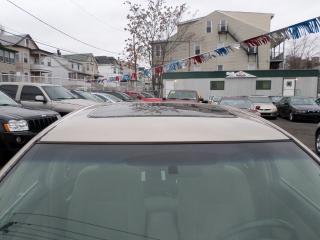 Toyota Camry SE Sedan