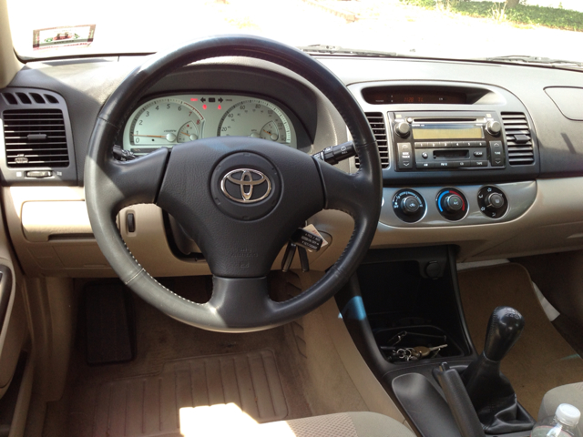 Toyota Camry SE Sedan