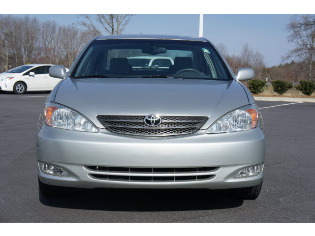 Toyota Camry 2003 photo 2